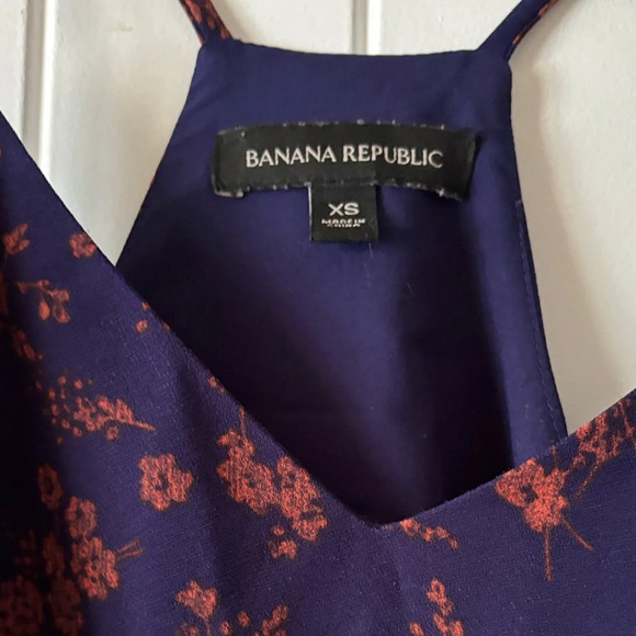 Banana Republic Navy and Rust Floral Camisole - Picture 2 of 4